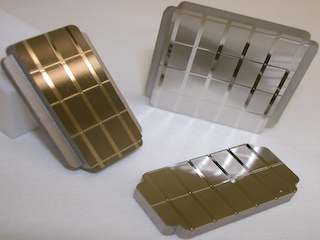 Set of injection molds with cylindrical microlens arrays
